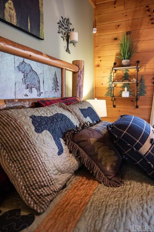 1913 Bald Rock Drive East