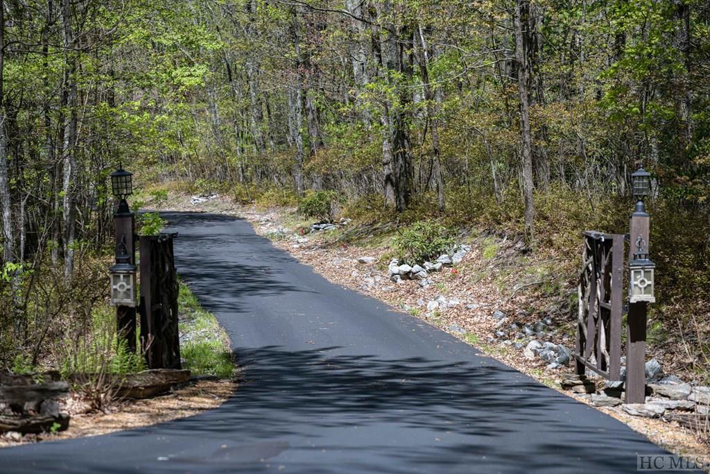 1913 Bald Rock Drive East