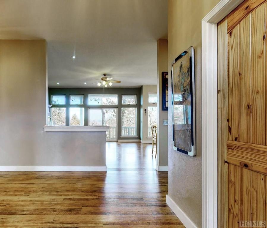 425 Dog Mountain Road