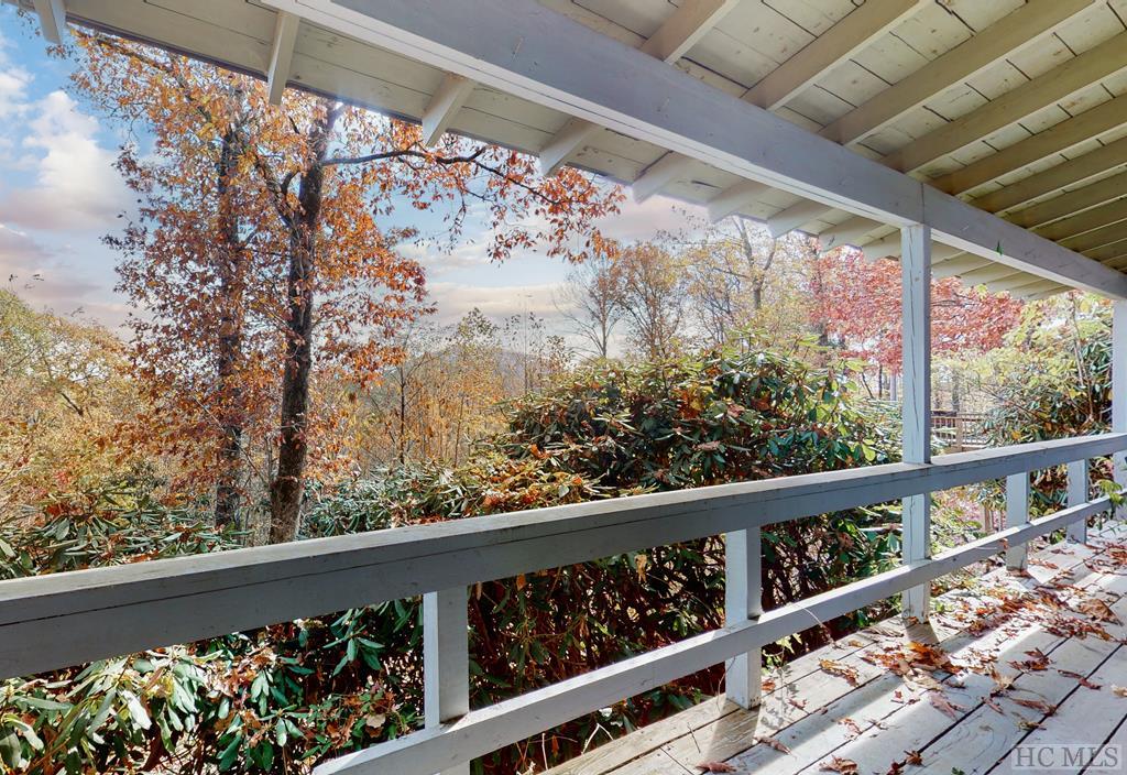 425 Dog Mountain Road