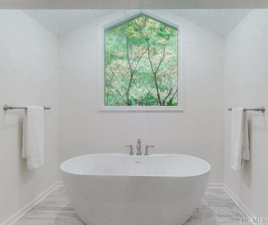 490 North Big Bearpen Mountain Road