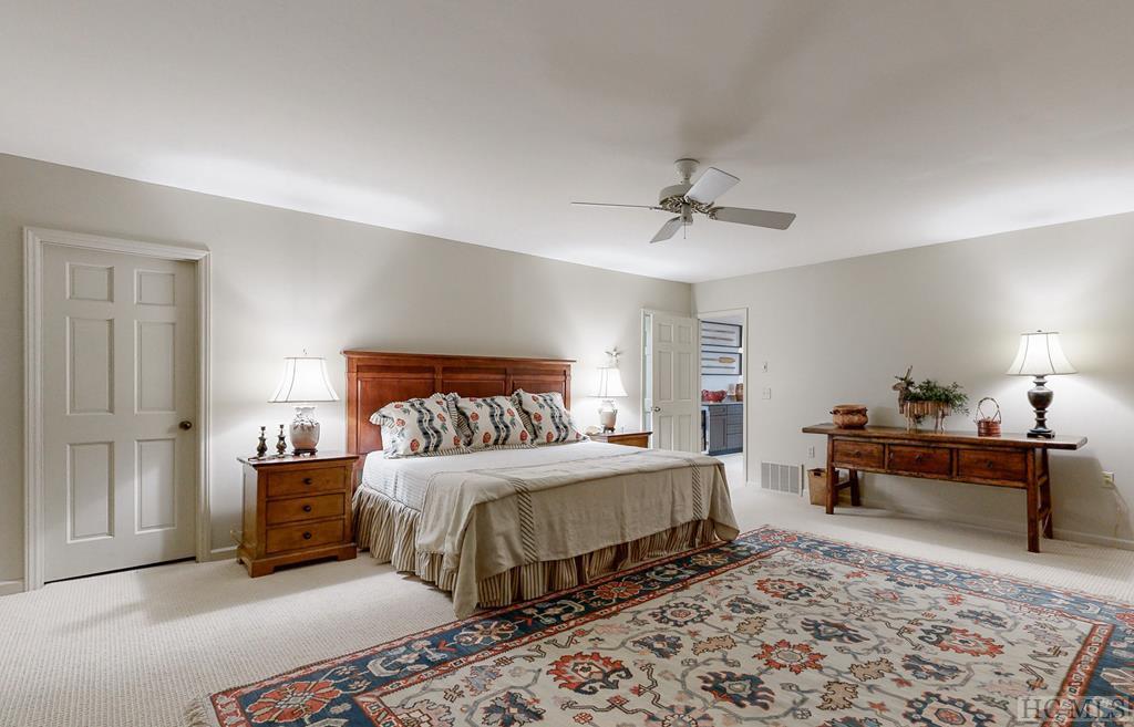 490 North Big Bearpen Mountain Road