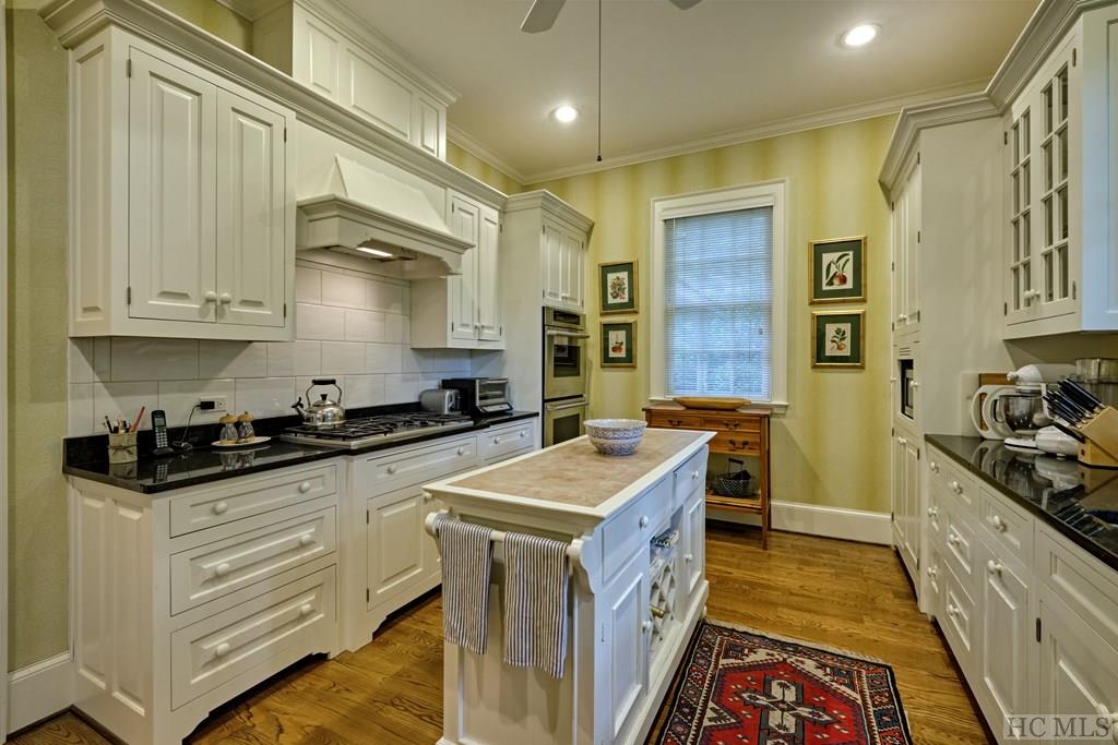 309 N Upper Lake Road