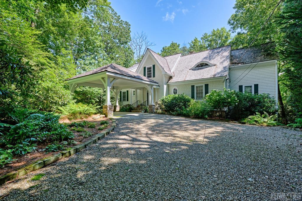 309 N Upper Lake Road
