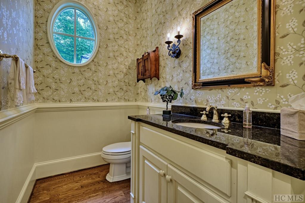 309 N Upper Lake Road