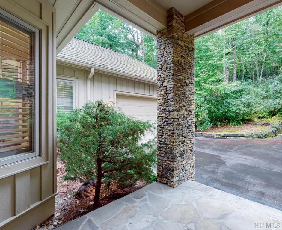 2227 Upper Divide Road