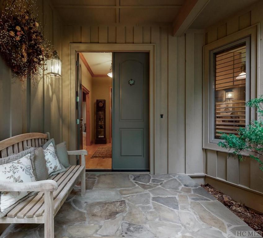 2227 Upper Divide Road