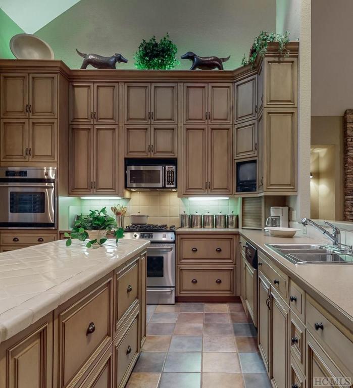 2227 Upper Divide Road