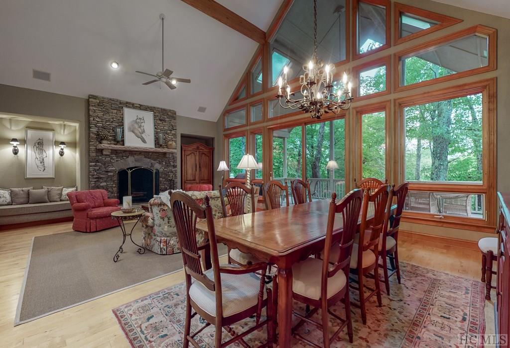 2227 Upper Divide Road