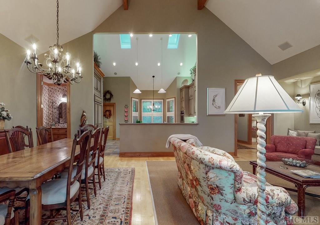 2227 Upper Divide Road