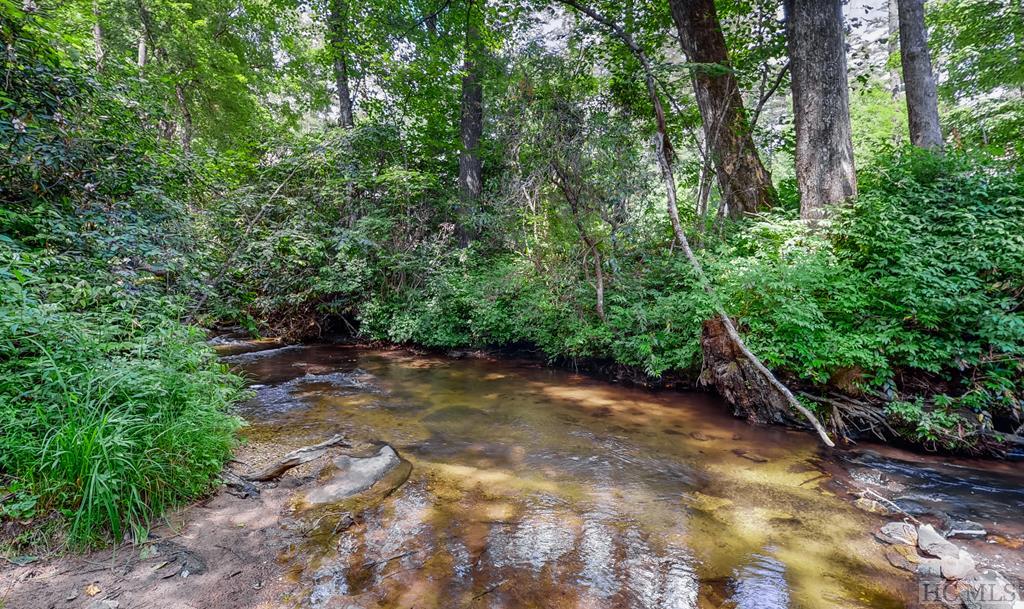 620A Sapphire Valley Road 620A