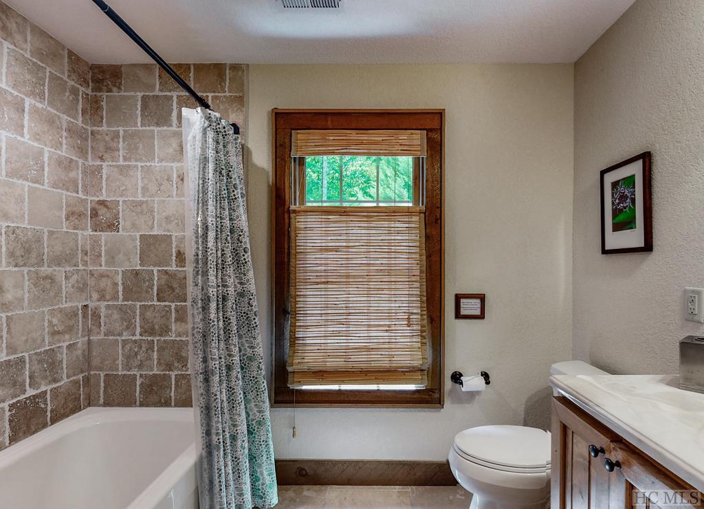 620A Sapphire Valley Road 620A