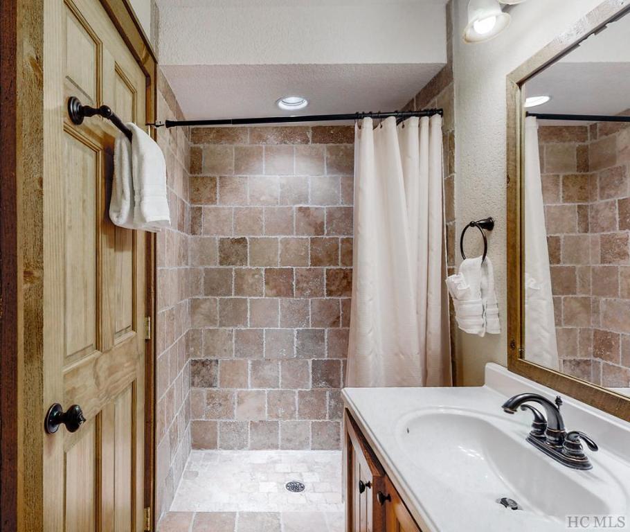 620A Sapphire Valley Road 620A