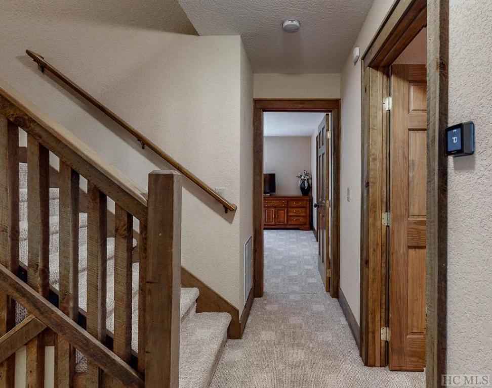 620A Sapphire Valley Road 620A