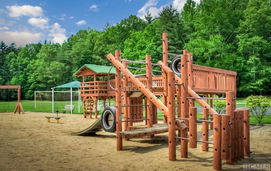 620A Sapphire Valley Road 620A