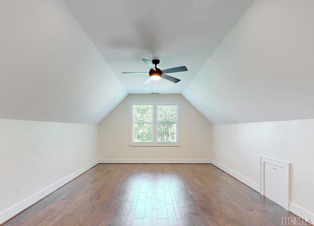 220 Sherwood Forest Road