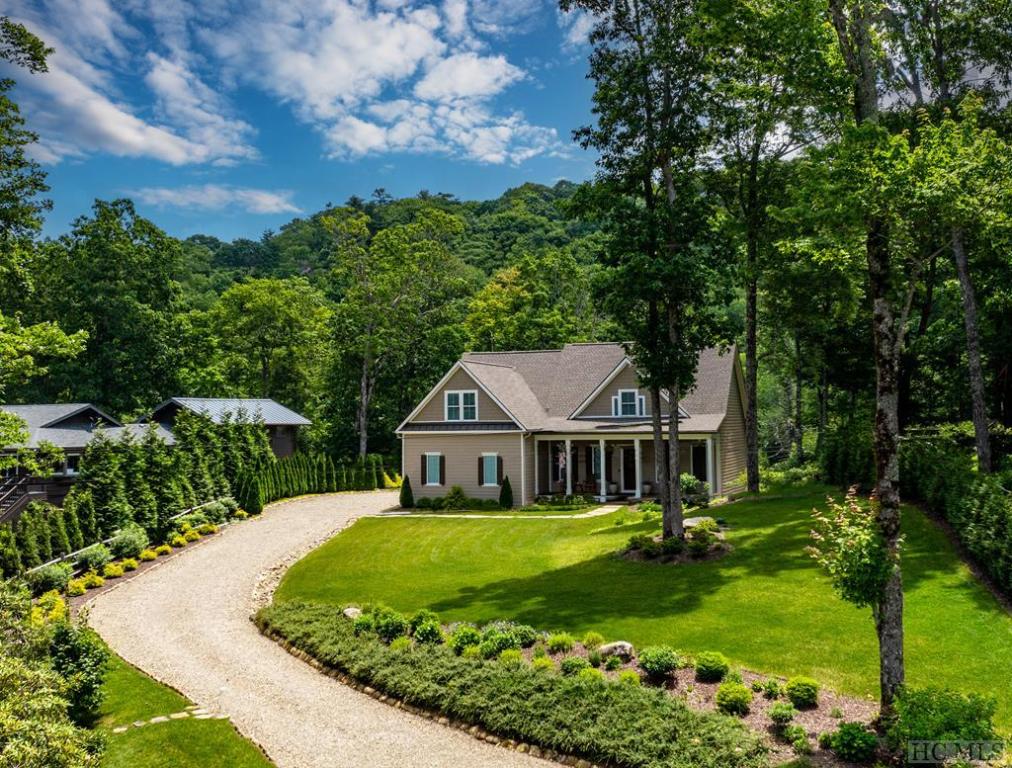 220 Sherwood Forest Road