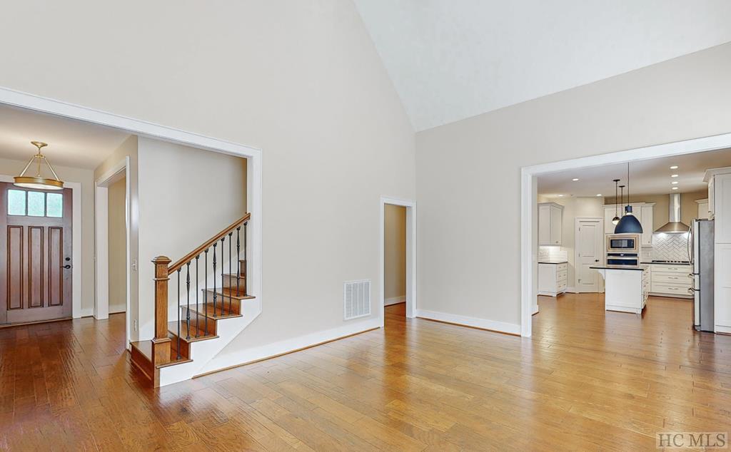 220 Sherwood Forest Road