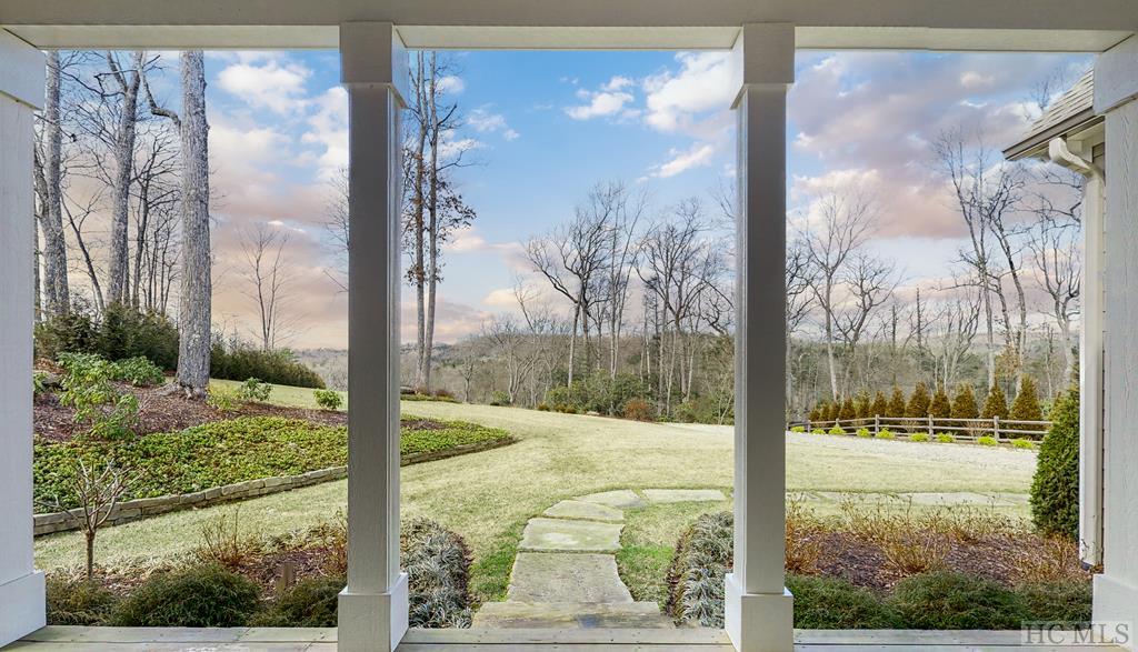 220 Sherwood Forest Road