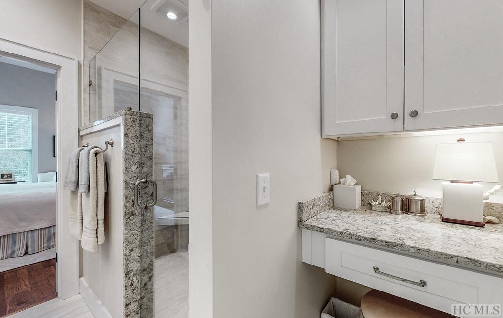 220 Sherwood Forest Road