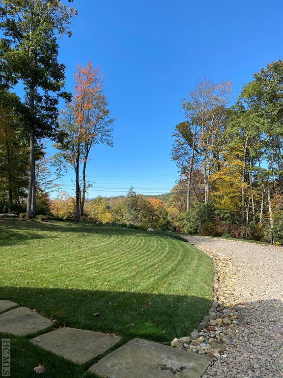 220 Sherwood Forest Road