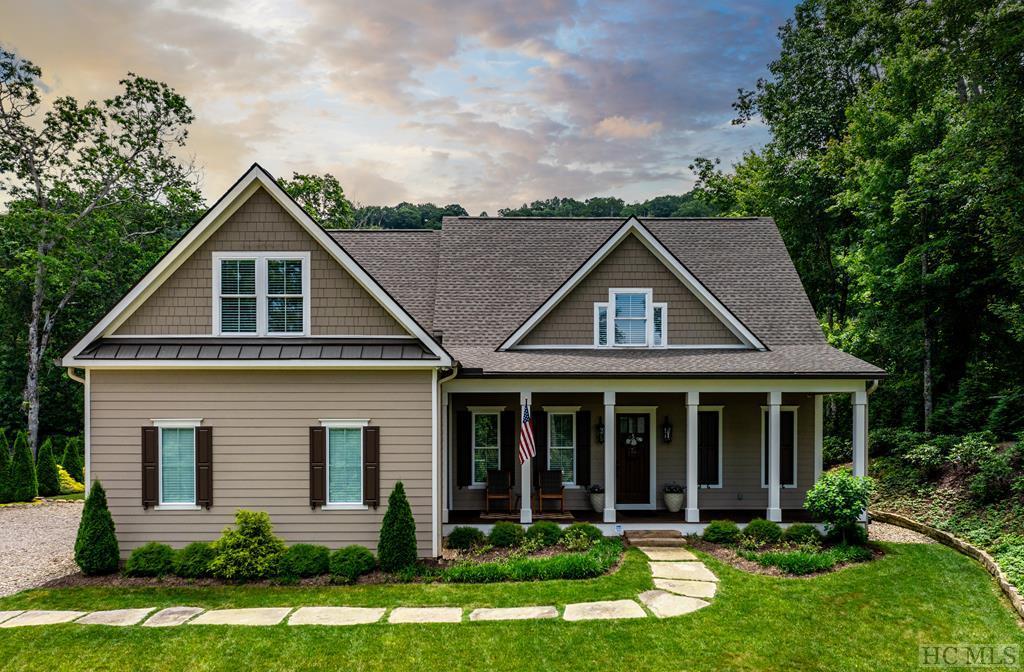 220 Sherwood Forest Road