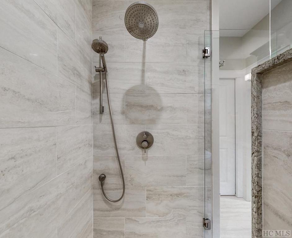 220 Sherwood Forest Road