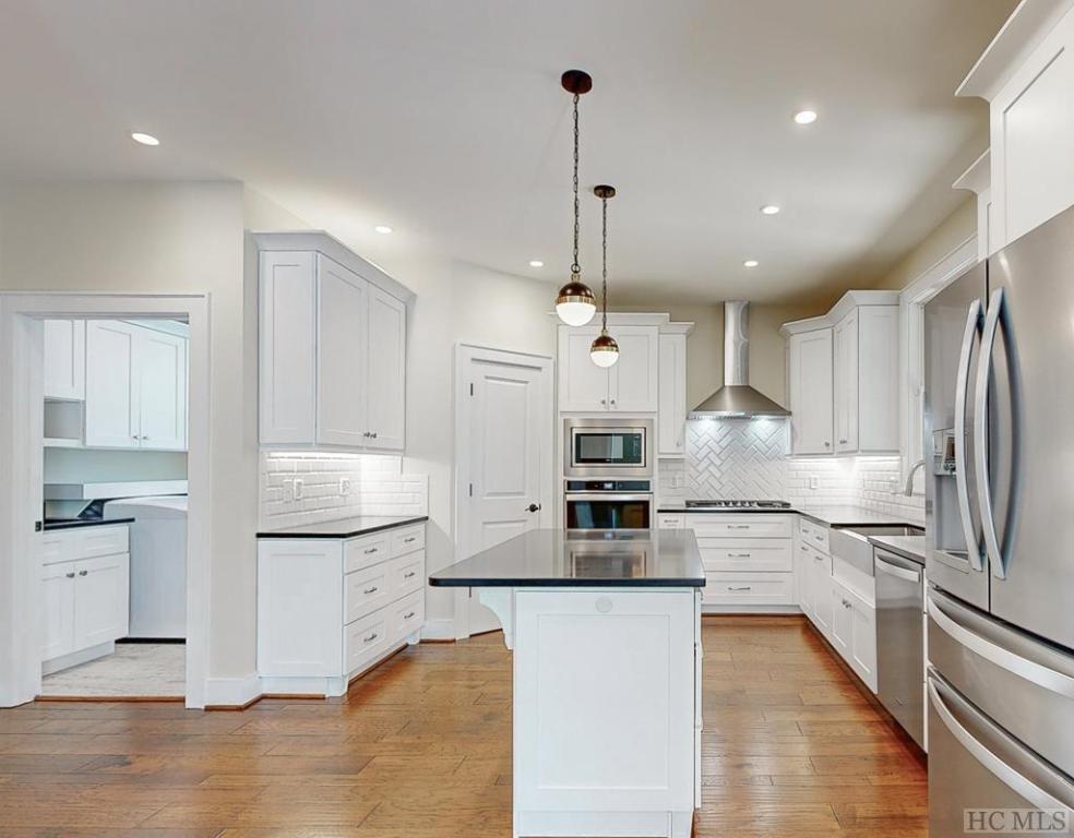 220 Sherwood Forest Road