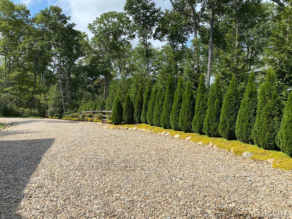 220 Sherwood Forest Road