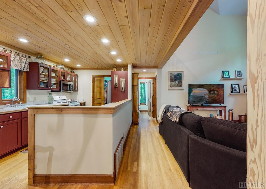 28 Windy Hill Road