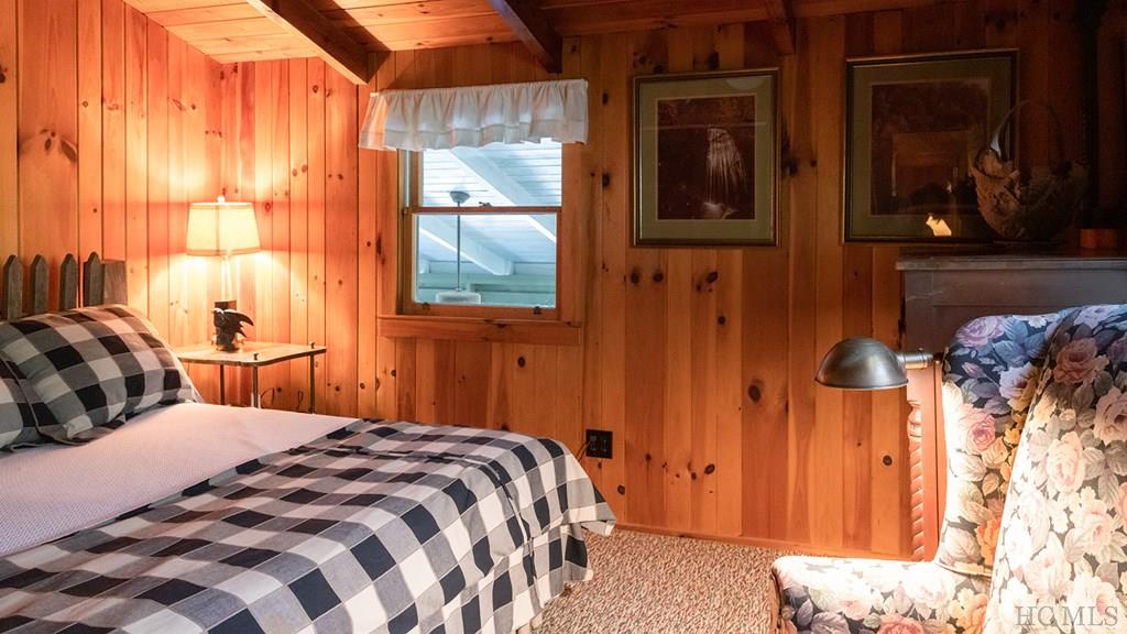 580 Edwards Creek Road