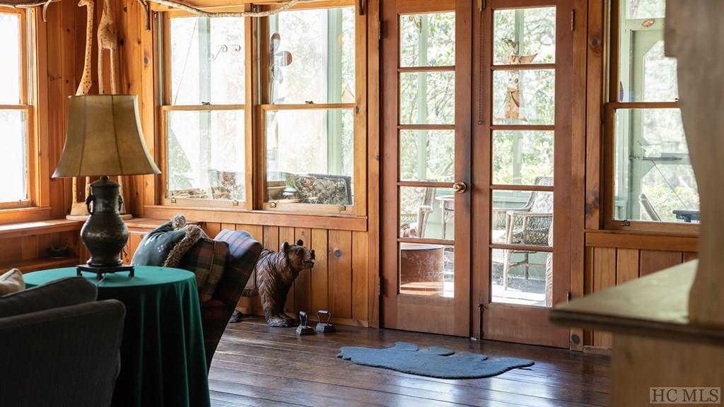 580 Edwards Creek Road