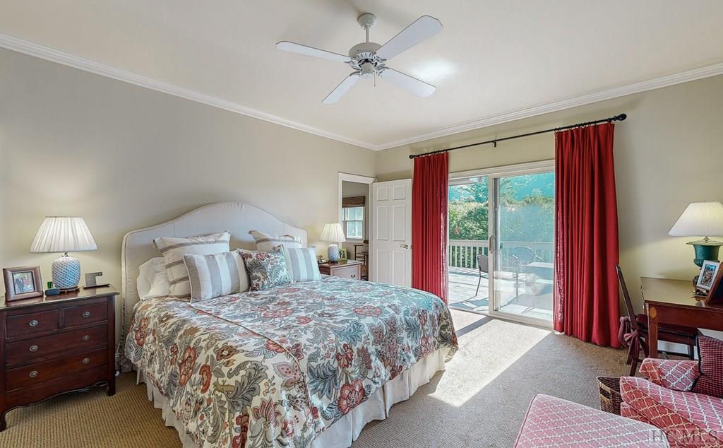 1240 Claire Lane