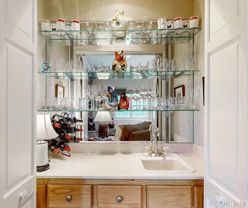 1240 Claire Lane