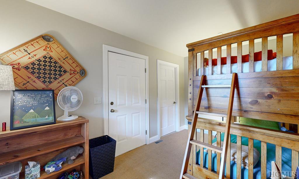 1240 Claire Lane