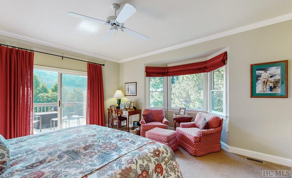 1240 Claire Lane