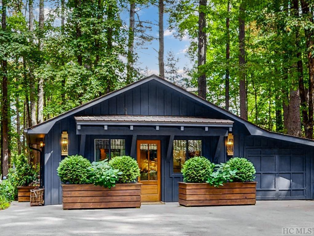 676 Stillmont Circle