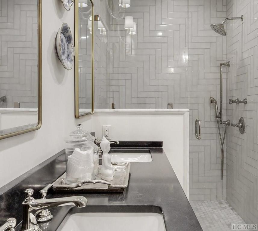 676 Stillmont Circle