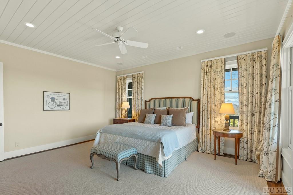 21 Lower Brushy Face Circle