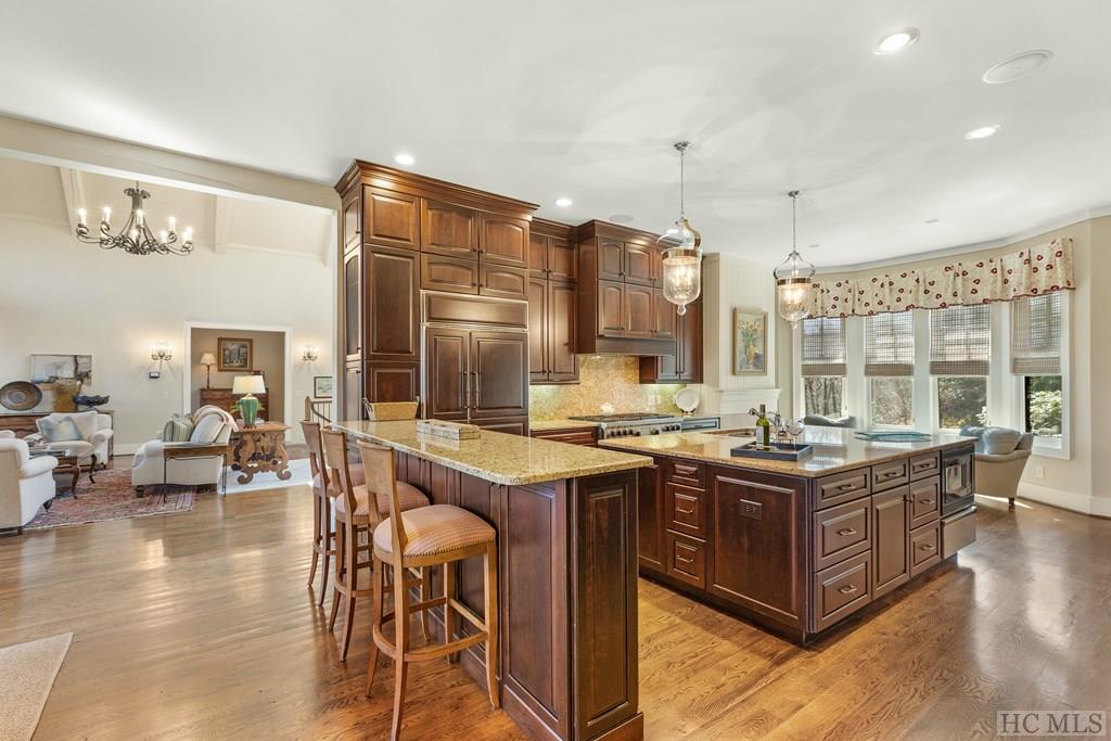 21 Lower Brushy Face Circle