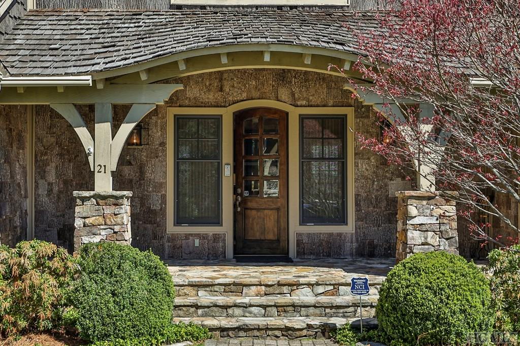 21 Lower Brushy Face Circle