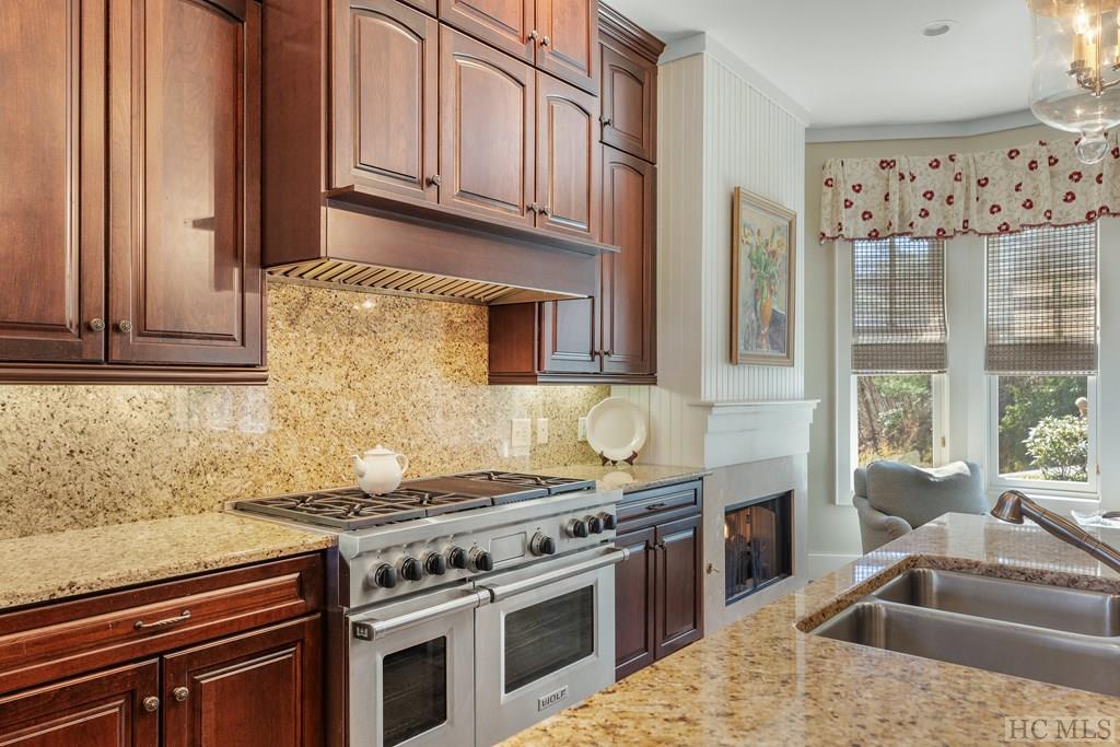 21 Lower Brushy Face Circle