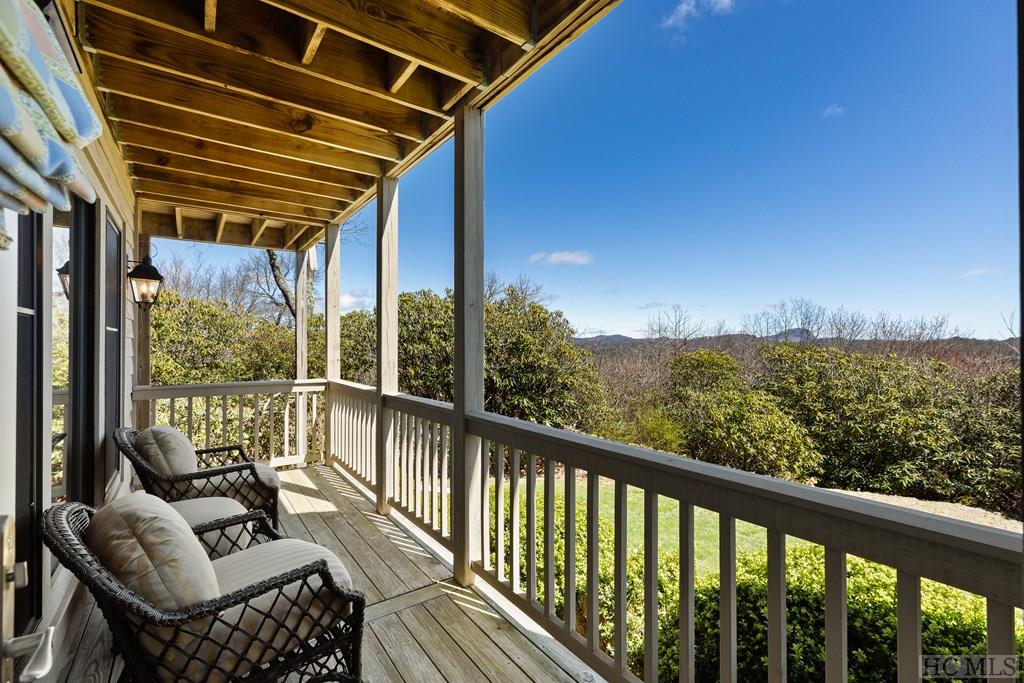 21 Lower Brushy Face Circle