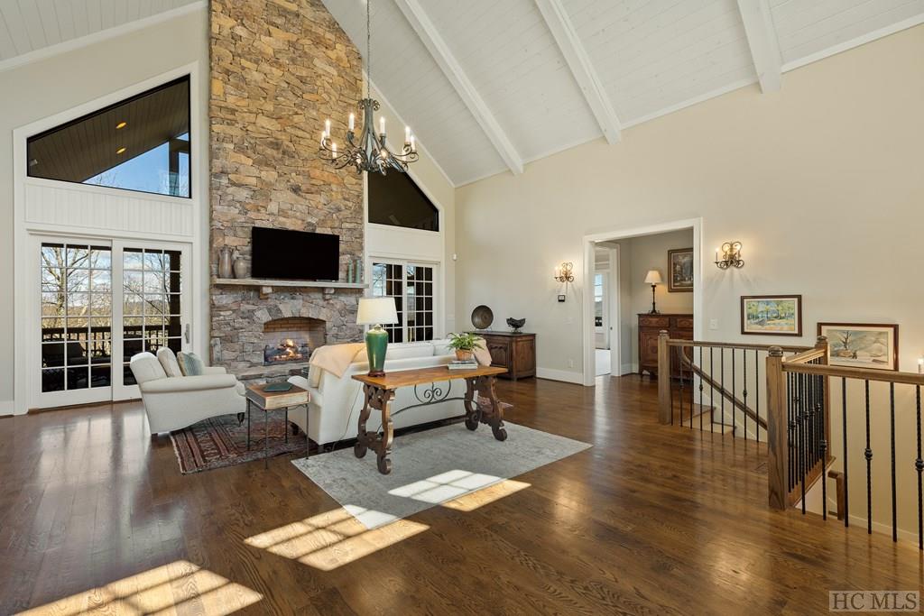 21 Lower Brushy Face Circle