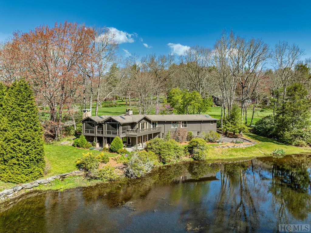 501 Falls Drive East