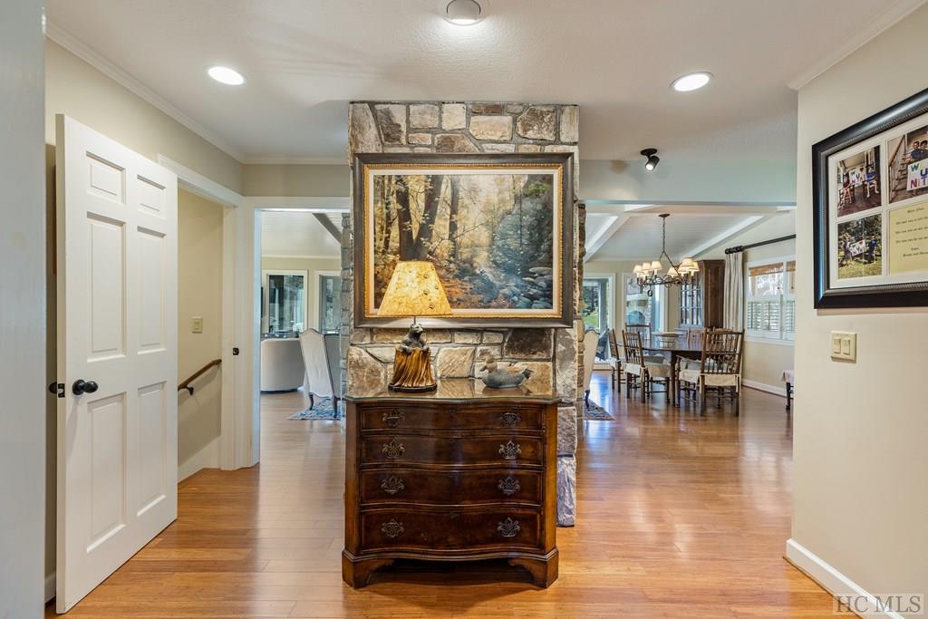 501 Falls Drive East