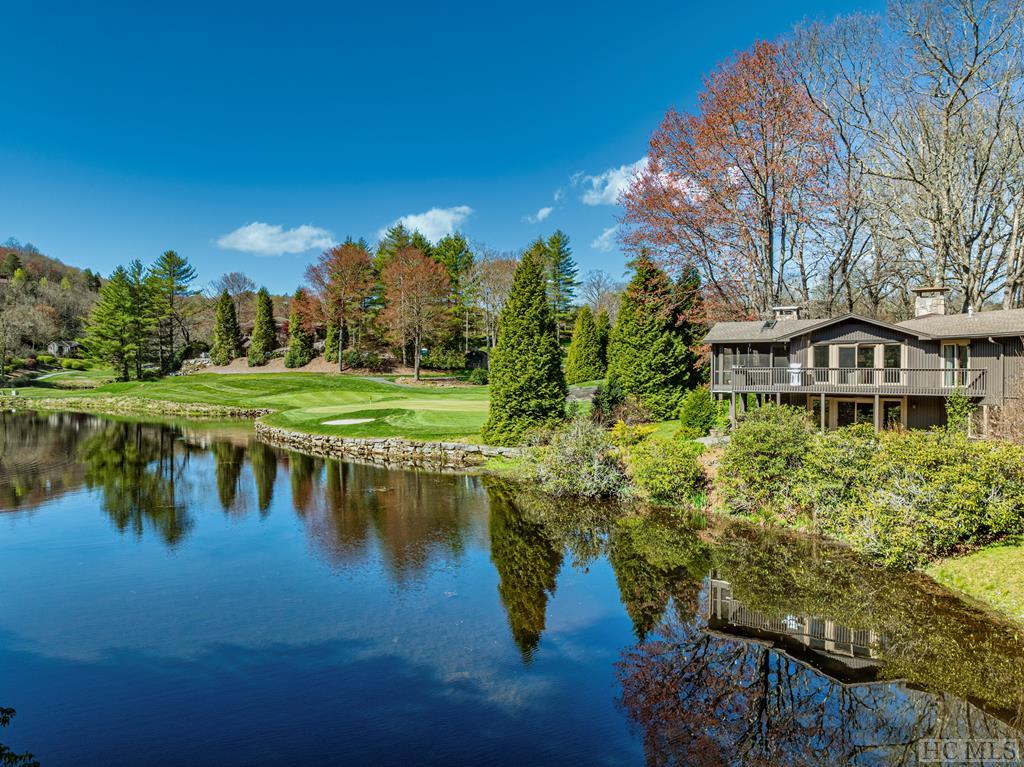 501 Falls Drive East