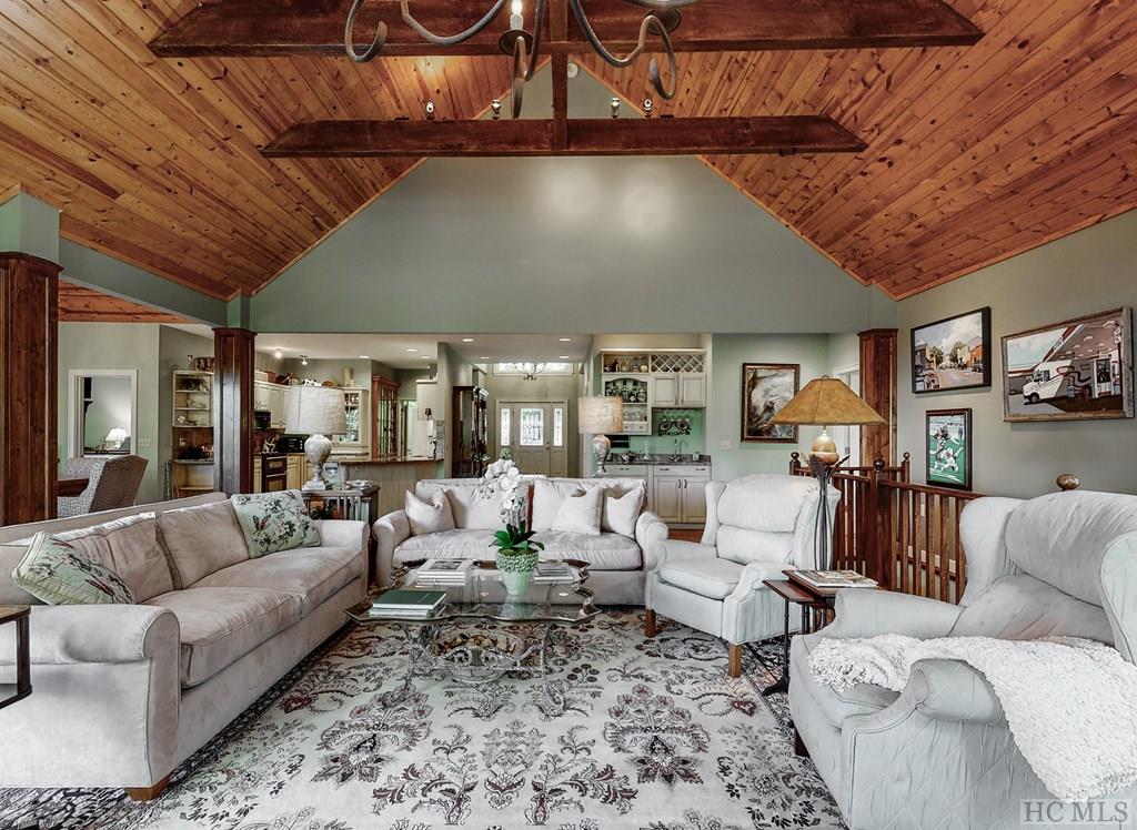 1982 Upper Divide Road