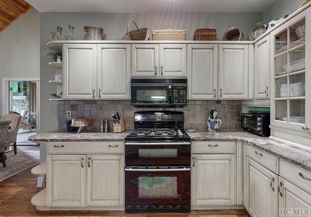 1982 Upper Divide Road