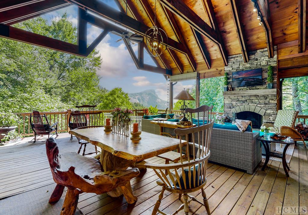 1982 Upper Divide Road